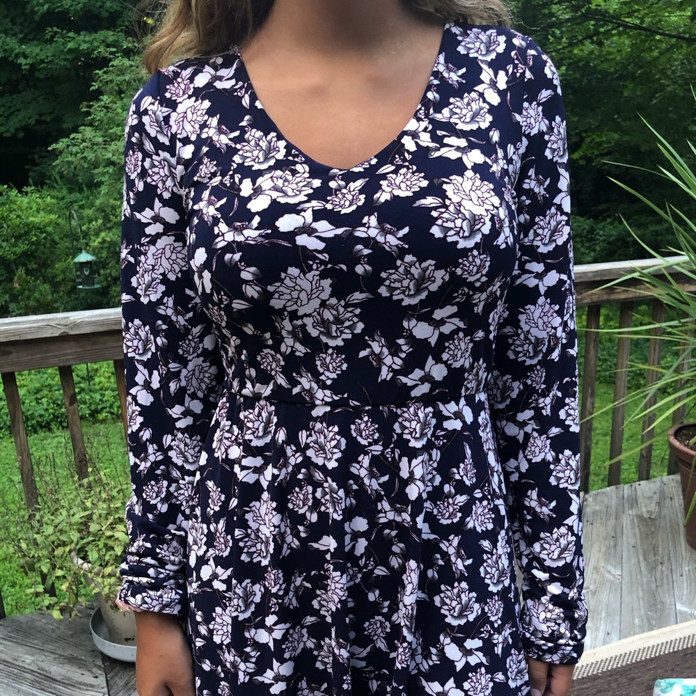 Aeropostale Long Sleeve Floral Patterned Dress